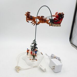 Lemax Christmas Village 2005 Santa Claus Is Coming To Town Flying Sleigh Decor